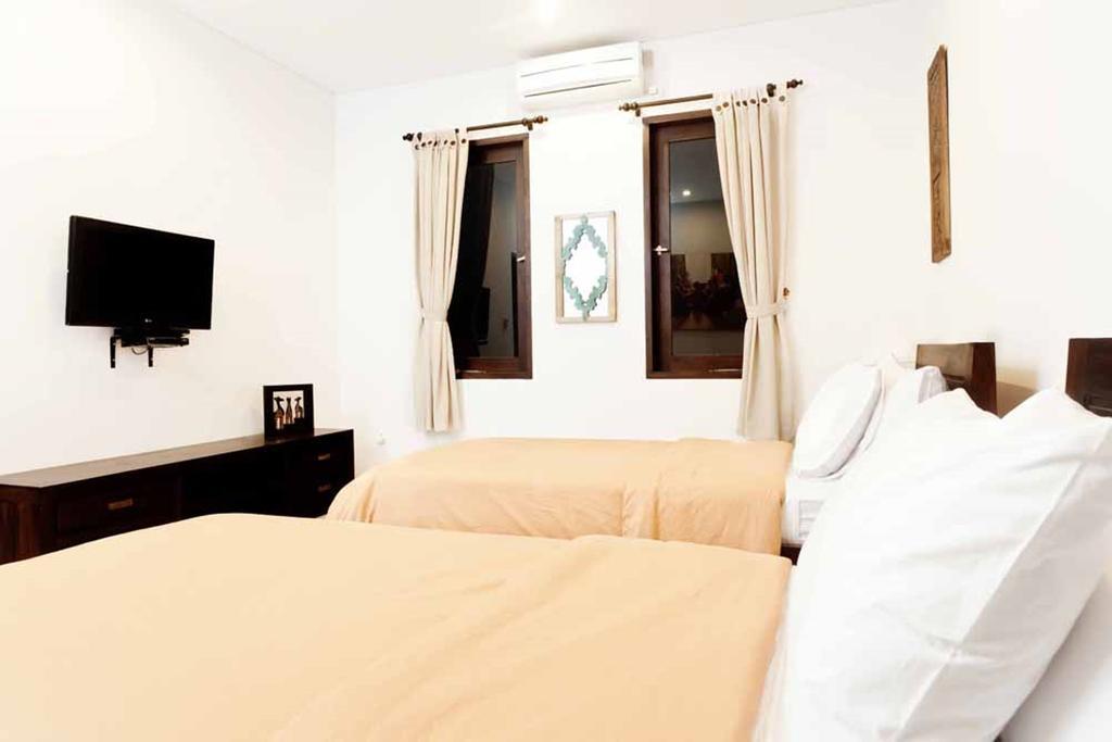 סמיניאק Villa Penelopy מראה חיצוני תמונה